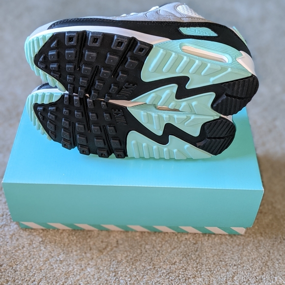 W Nike Air Max 90 Turquoise 2020 Women’s 6.5 - Picture 4 of 8